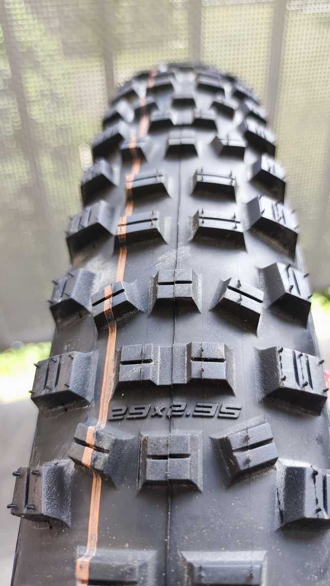 Schwalbe Hans Dampf 29x2.35"