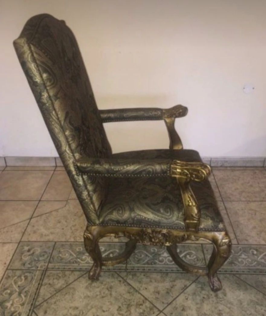 Zestaw mebli amerykańskich 3 fotele+ kanapa+puf