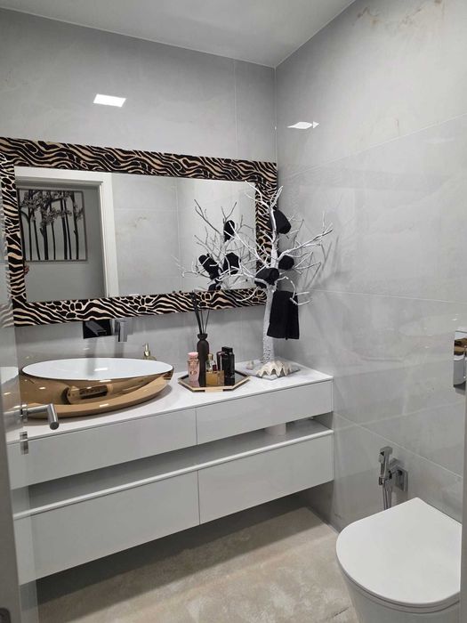 Moradia t3+1 com piscina no centro de Sanfins de Ferreira - A+