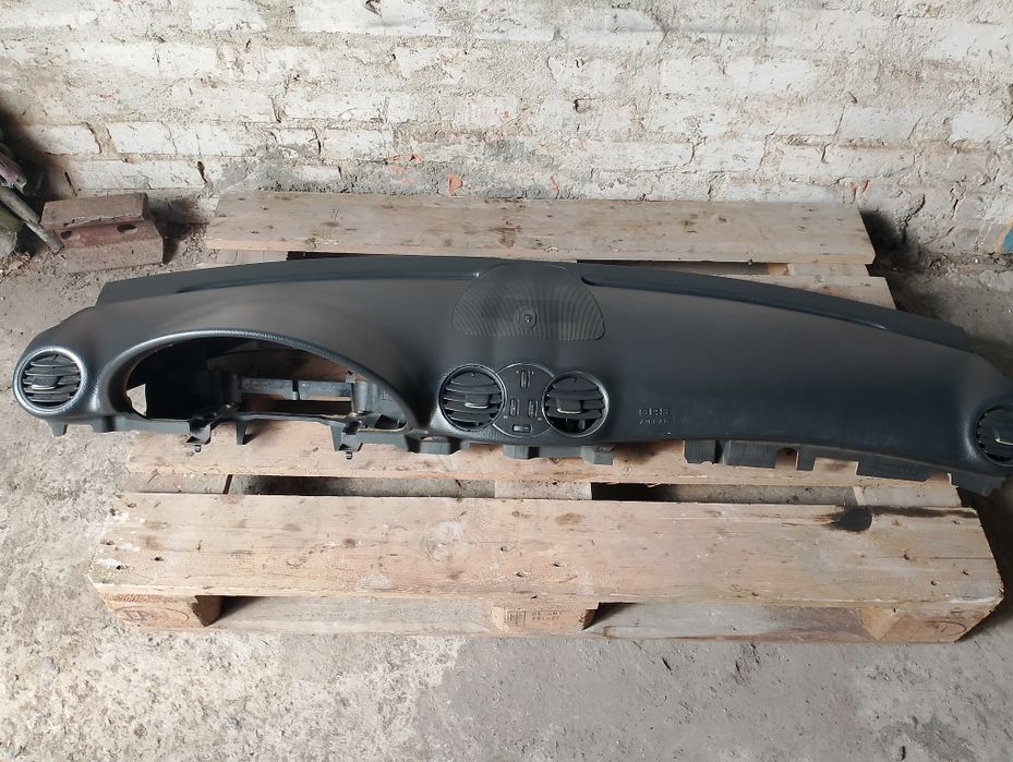 Бардачки торпеда мерседес w210 w211 w208clk w169 w209clk