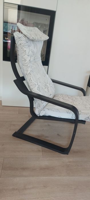 Fotel poang lekko bujany