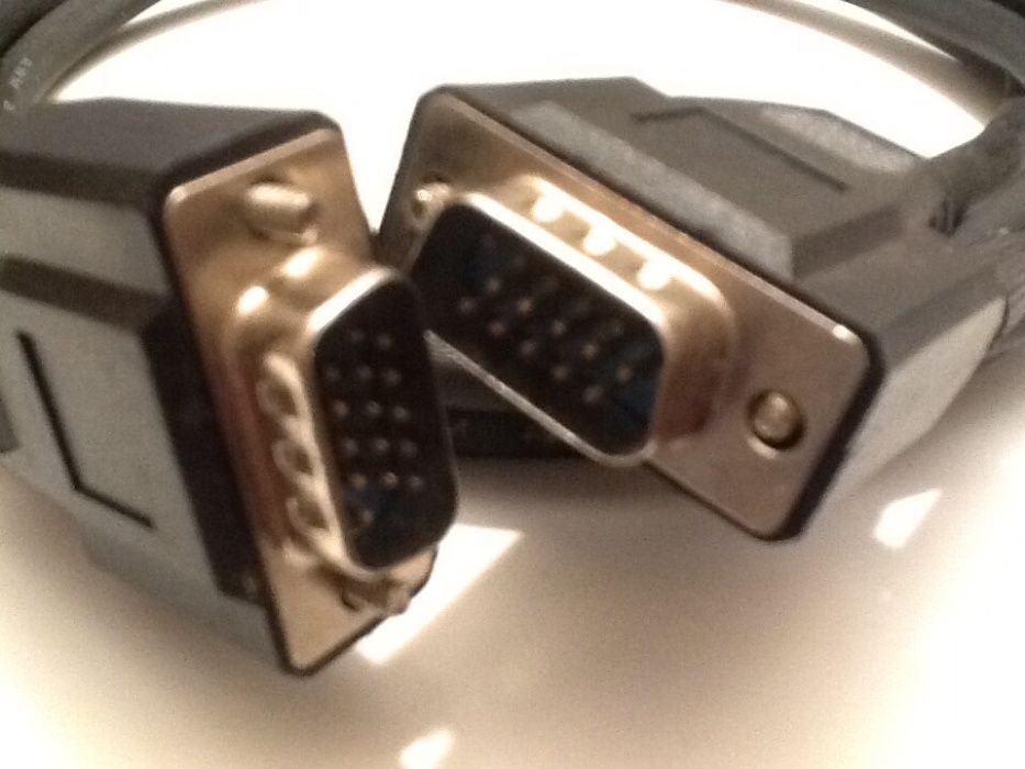 2 Cabos informáticos