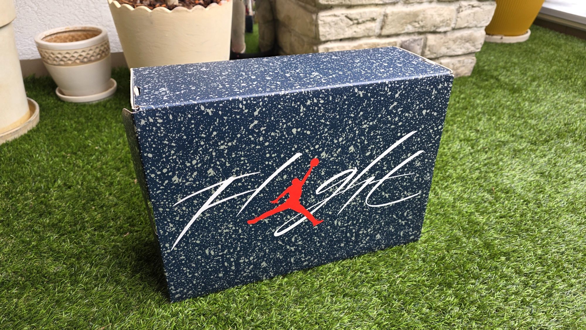Sprzedam oryginalne buty Jordan 4 Retro