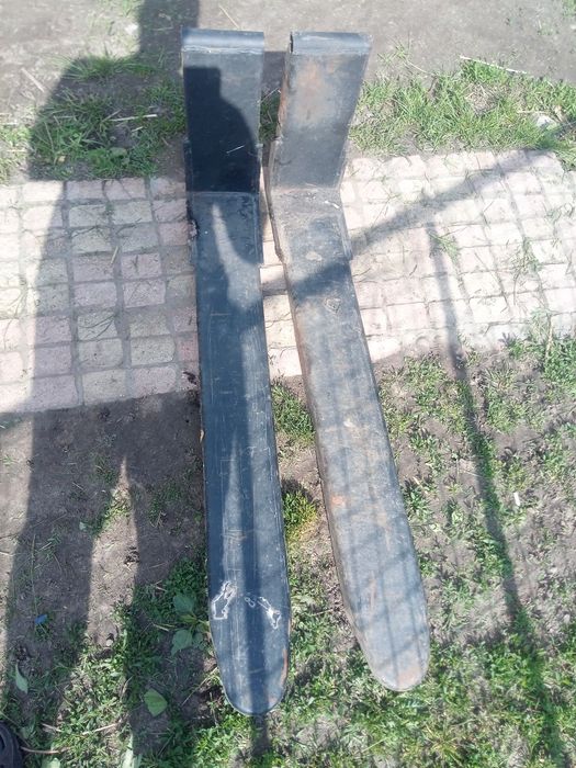 Продам лапи на погрущик