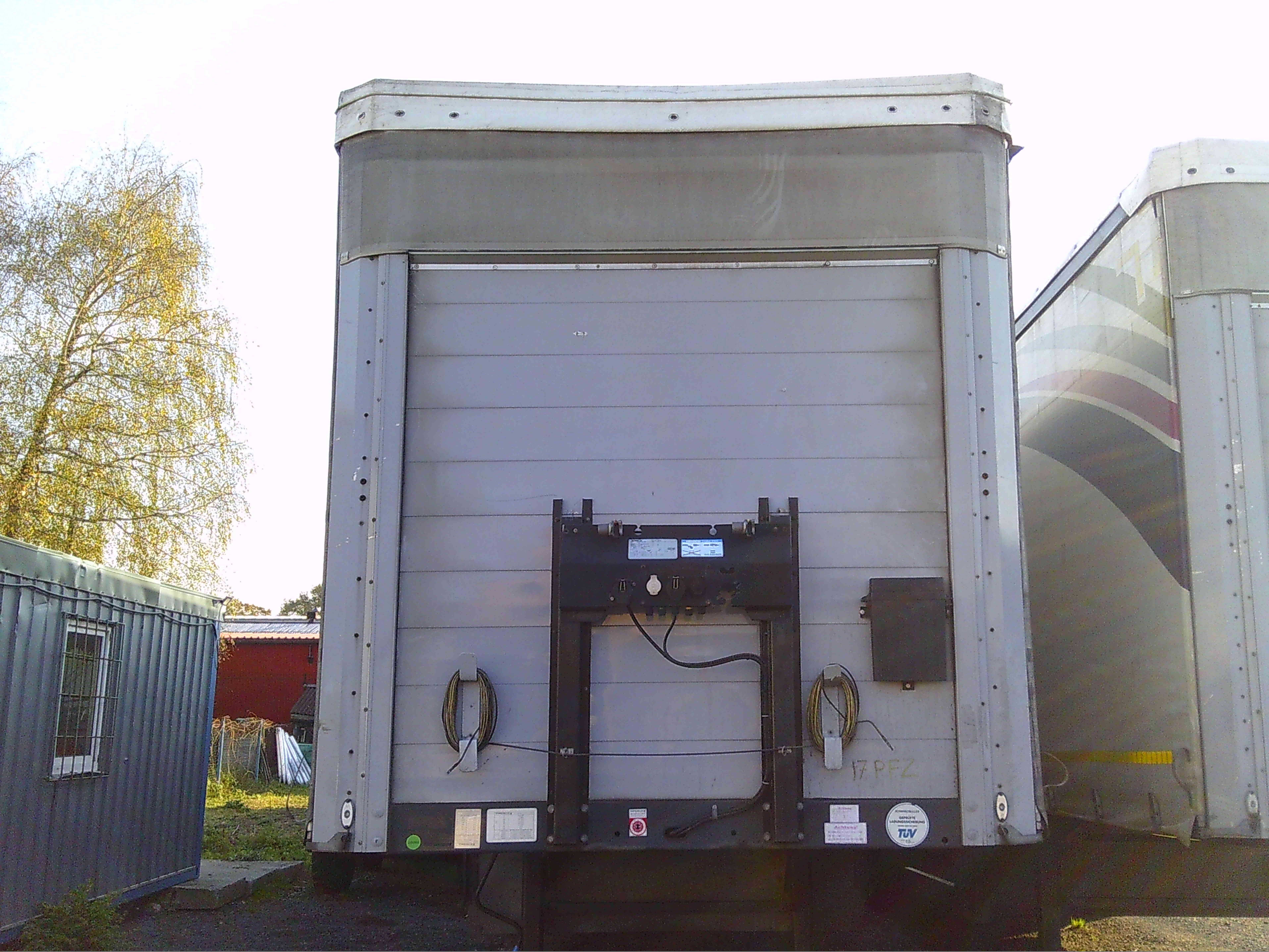 Naczepa BERGER SCHWARZMULLER  lekka 5500KG saf  Wielton Schmitz  kogel