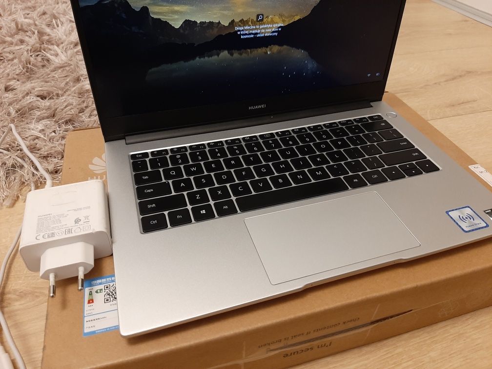 Huawei MateBook D 14 R5-3500/8GB/256/Win10 srebrny