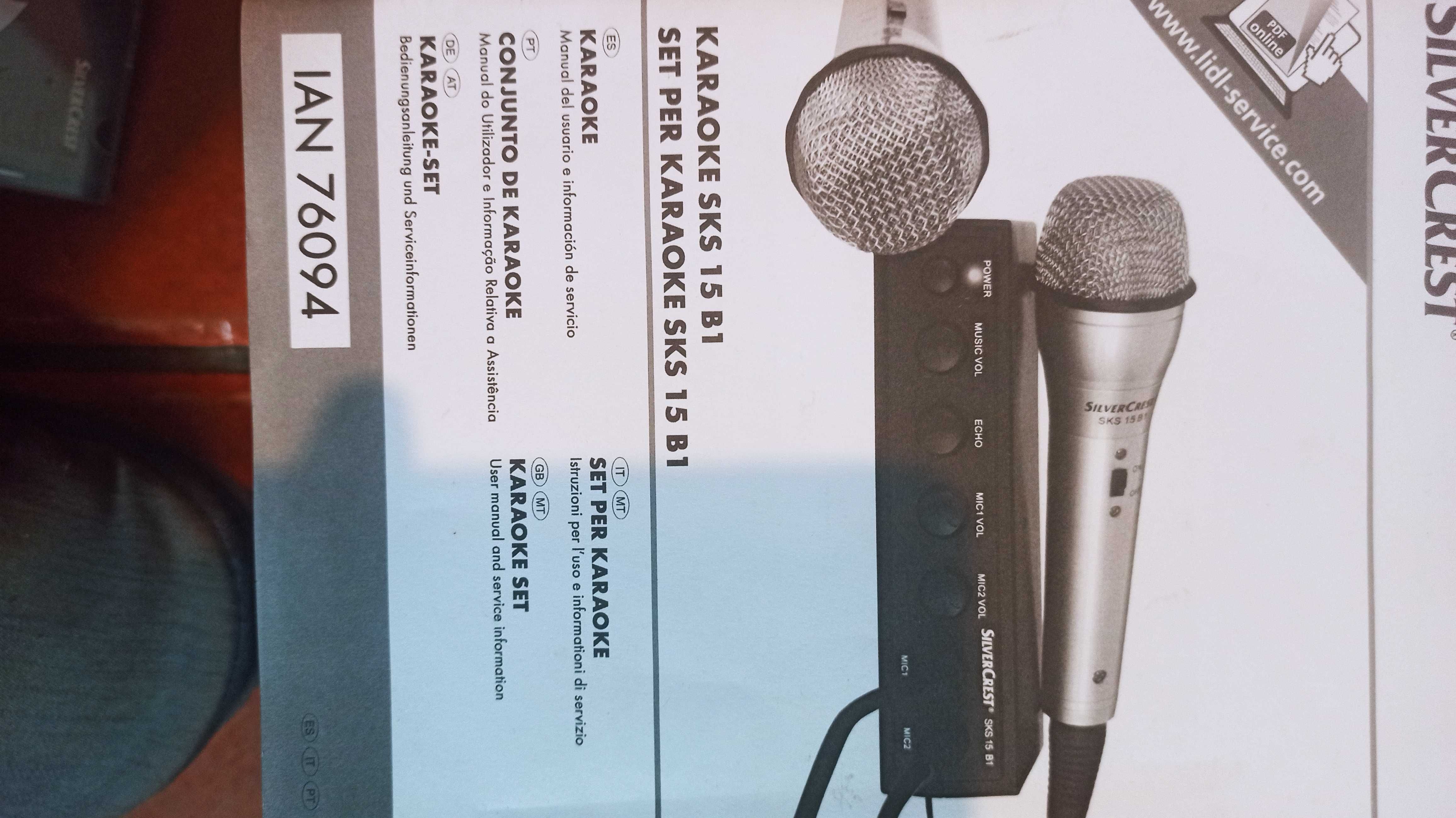 Aparelho de karaoke completo com microfones