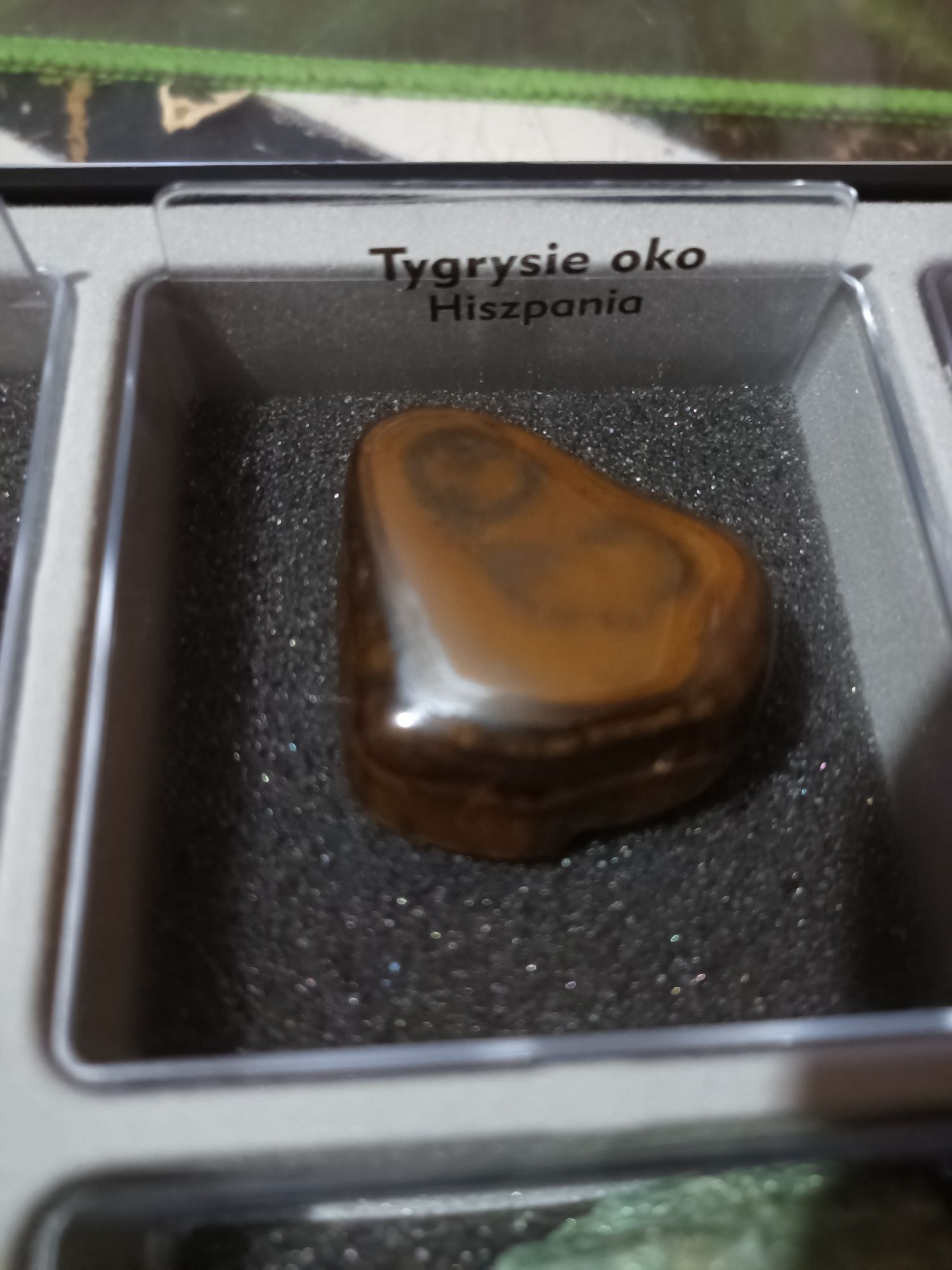 Minerały świata National geographic: gazeta z minerałem