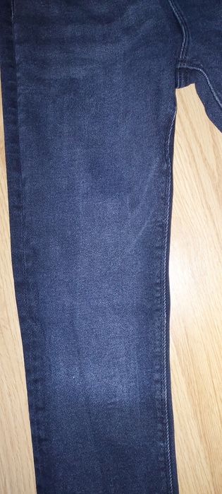 Джинси жіночі в гарному стані