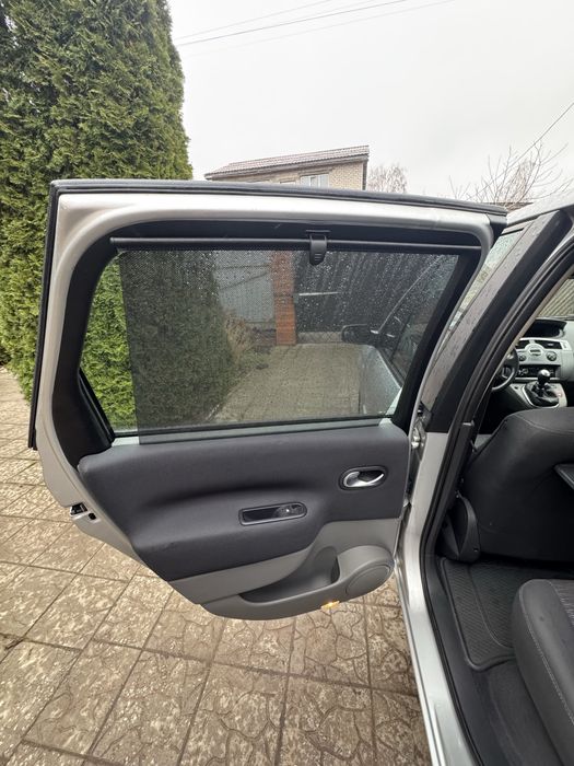 Renault Scenic 2 1.6 бензин