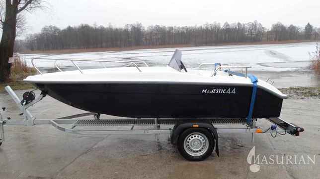 Nowa łódź motorowa Masurian Majestic 44 Bogate wyposażenie