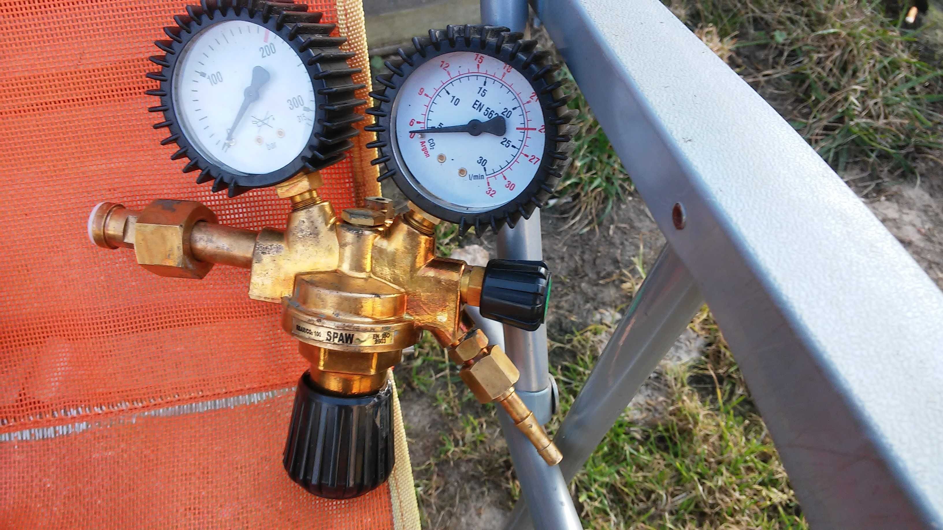 Reduktory gazy techniczne do spawania