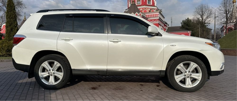 Продам Toyota Highlander Officifal 2011 3.5 Газ