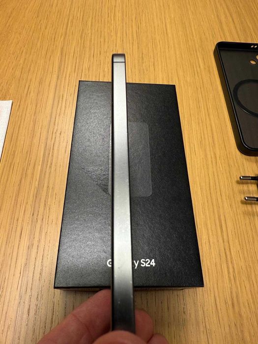 Samsung Galaxy S24 5G S921B/DS 8/256GB DUAL SIM BLACK