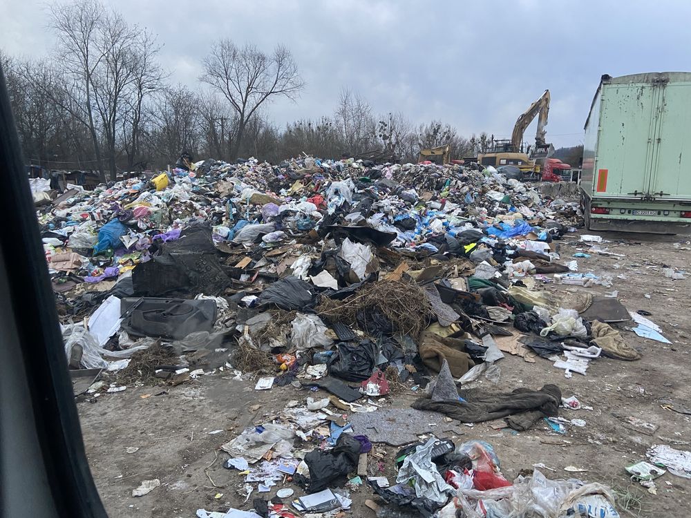 Чистка підвалів та горищ/утилізація сміття/вивіз меблів/вантажники