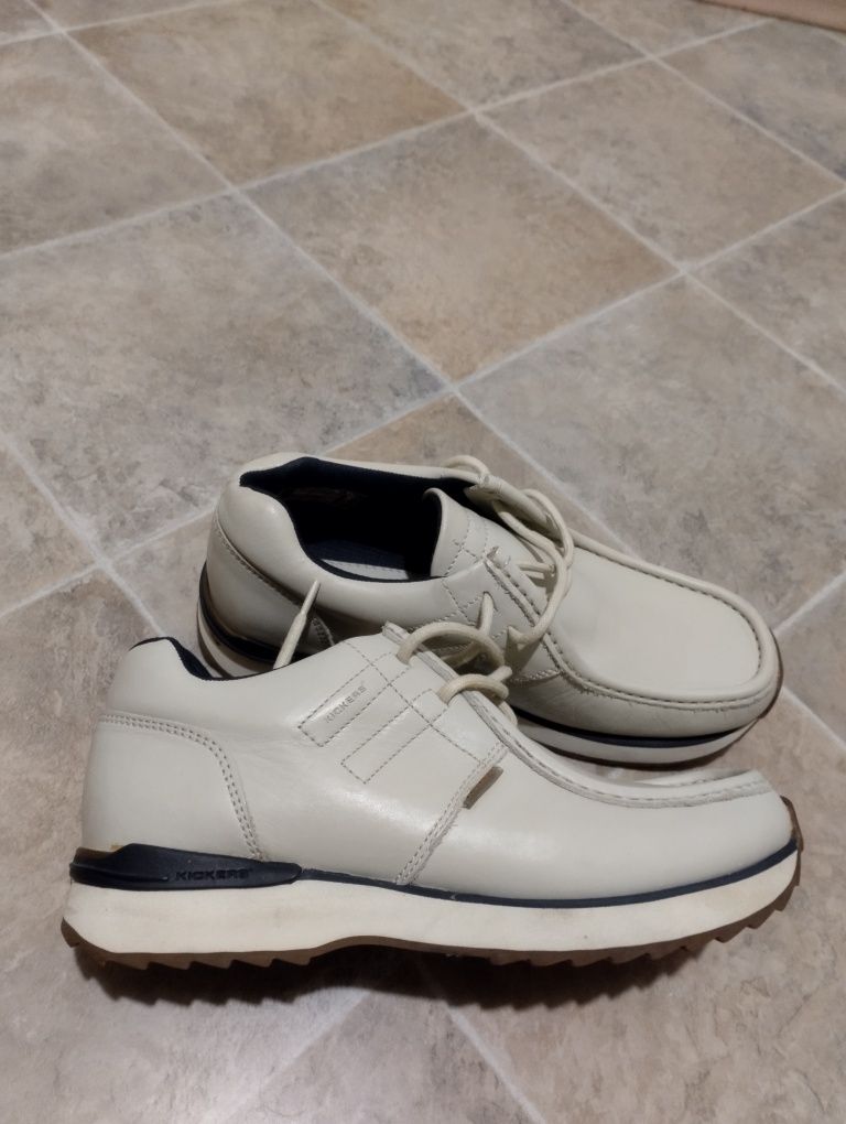 Kickers мокасини...