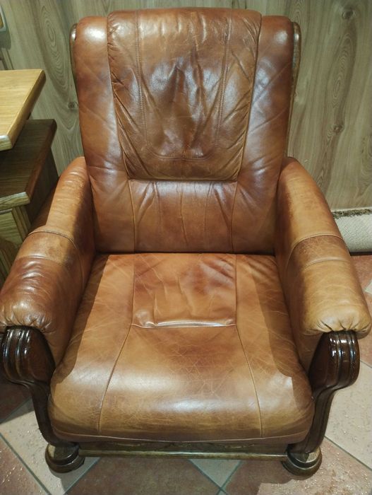 Fotele skórzane używane