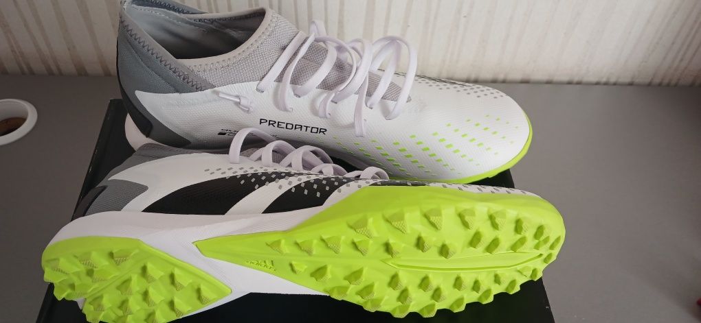 Сороконожки Adidas Predator Accuracy.3 TF 27см