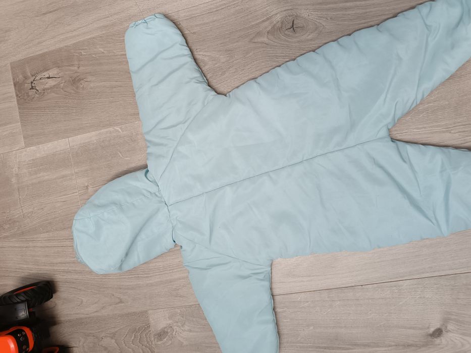 Zimowy kombinezon rozmiar 74