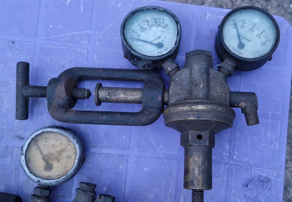 Reduktory do butli tlen-acetylen w cenie złomu