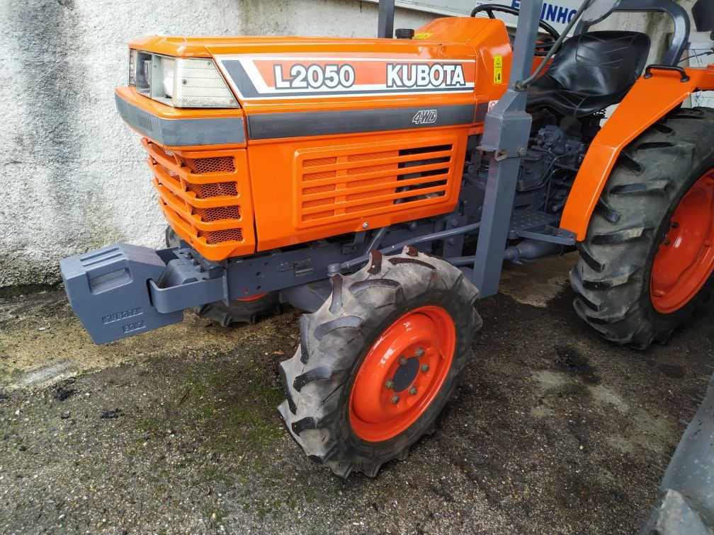 Trator Kubota L2050