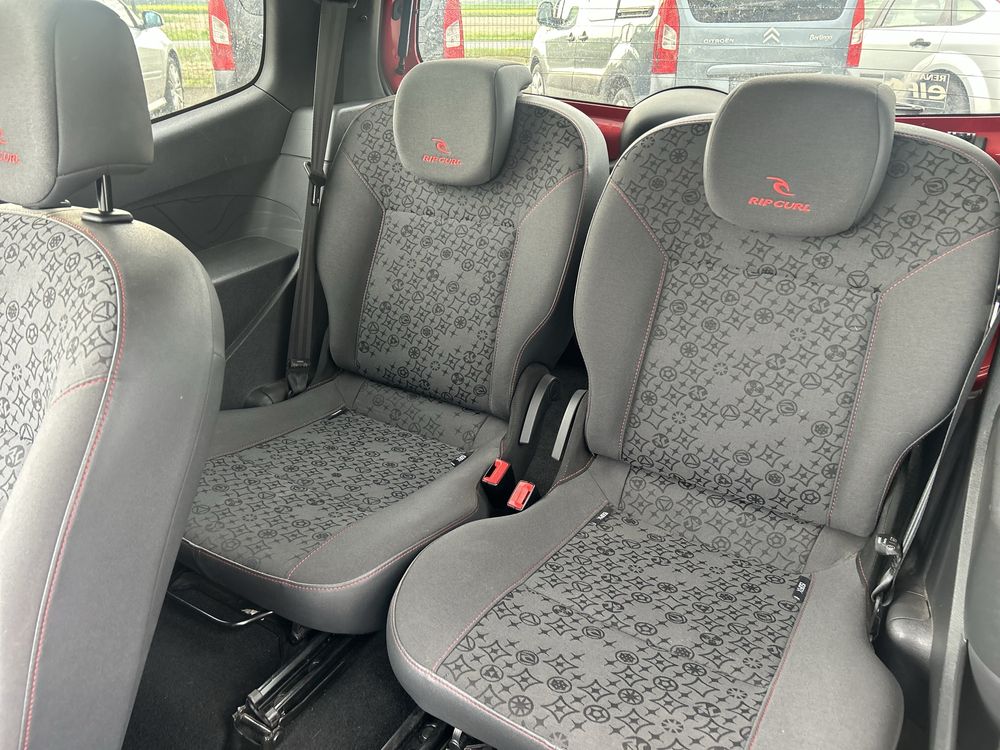 Renault Twingo 1.2 benzyna 2009r klima