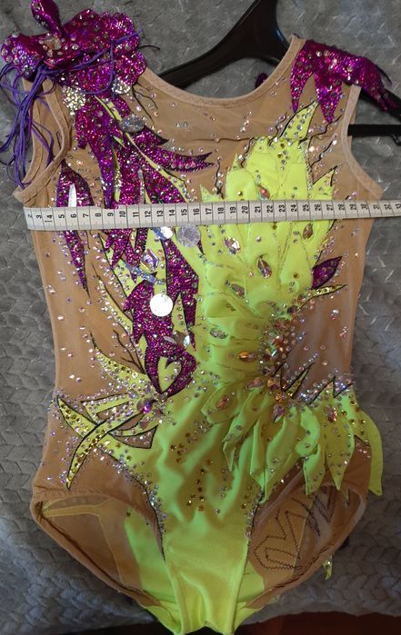 Купальник змагальний для художньої гімнастики. На зріст 122-134