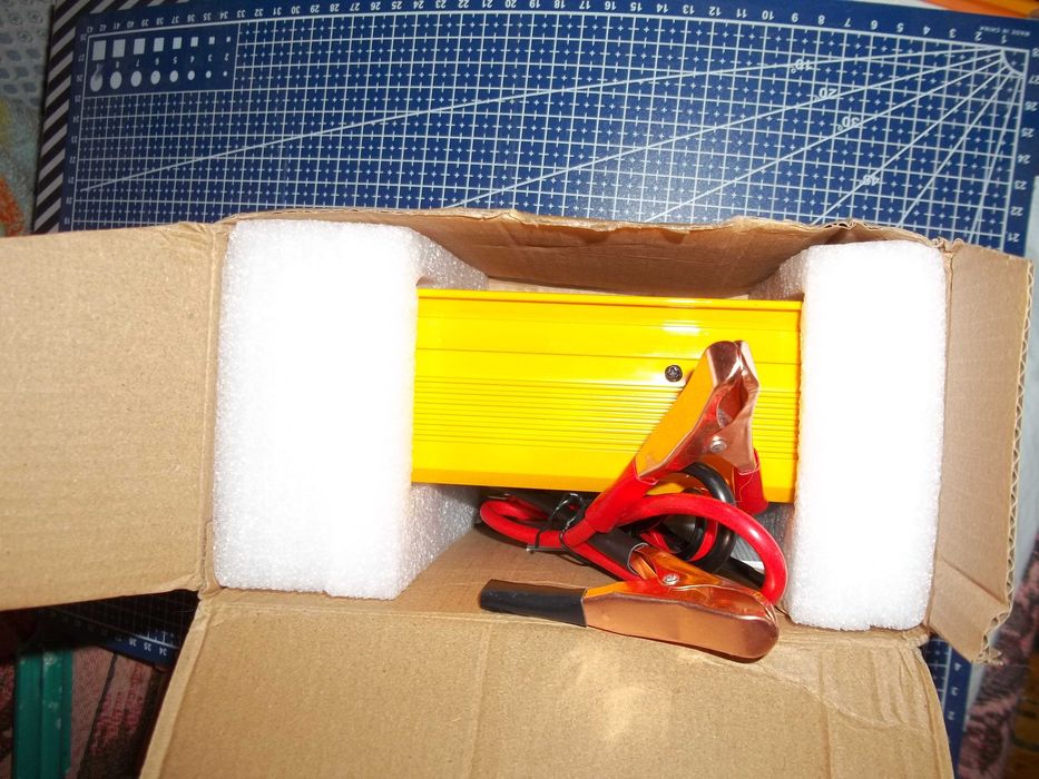 инвертор  3000 новый в коробке