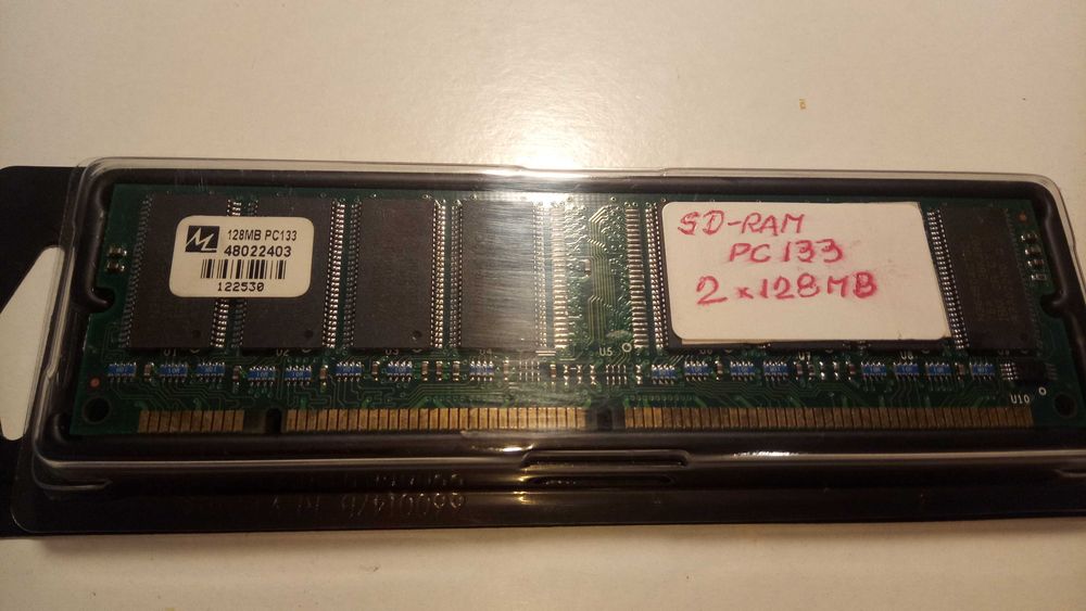 Memórias RAM SD-RAM PC133 (Vintage)