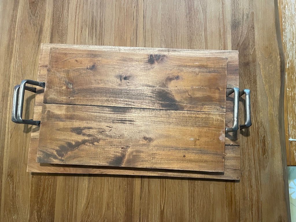 Tabuleiros de madeira para servir / Wooden Serving Trays