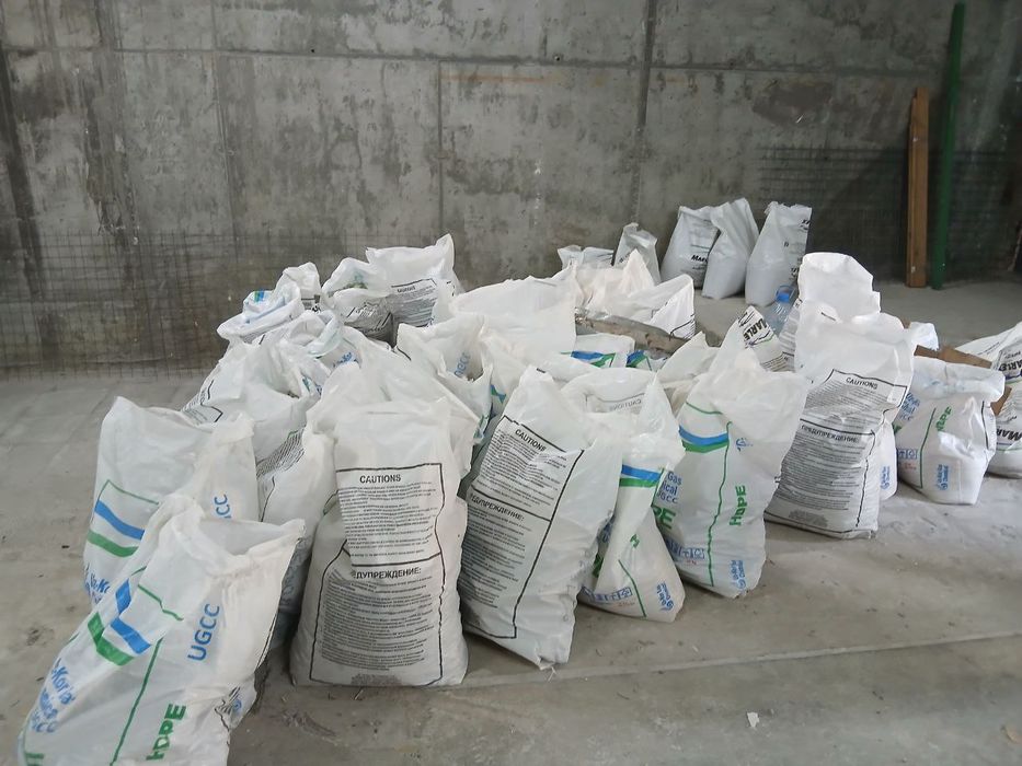 Вывозим строительный мусор хлам мебель ветки шифер матрасы камаз