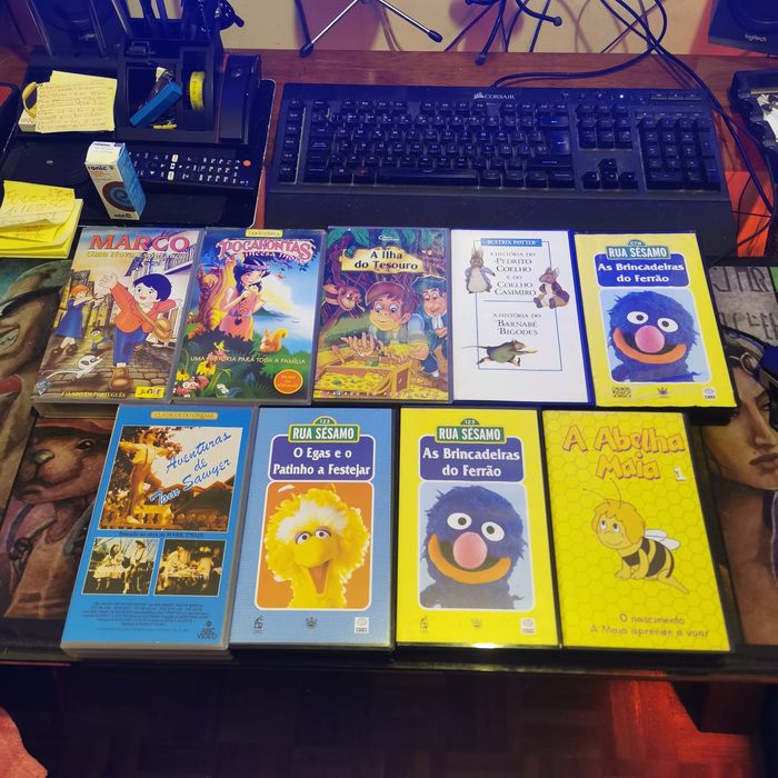 VHS de animação diversa