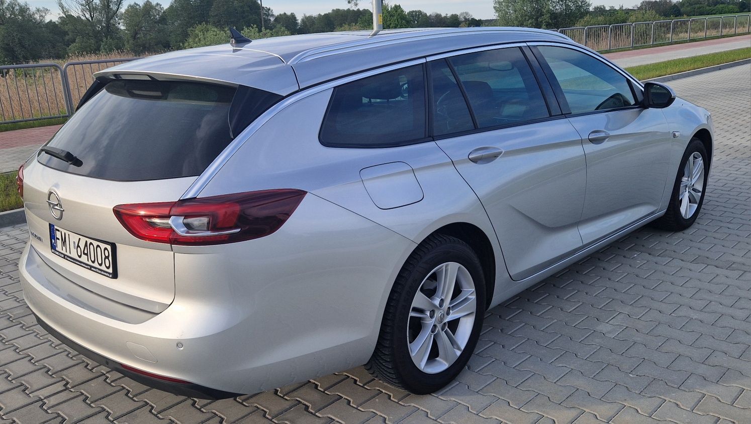 Opel Insignia 2.0 170 KM Tylko 42 tys km Full LED Panorama szyberdach