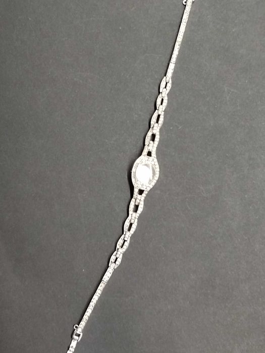 zegarek biżuteryjny z okolic 1935r w stylu Art-Deco