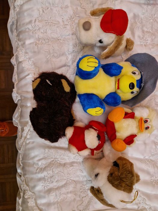 Muitos Peluche novos
