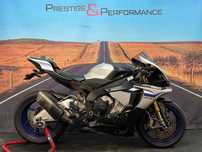 Yamaha YZF  R1M