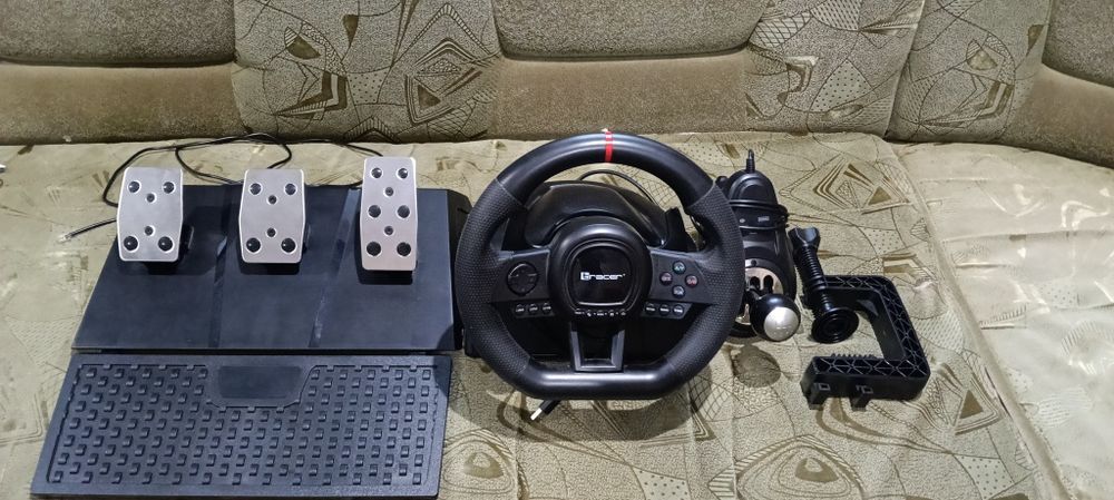 Ігровий руль TRACER