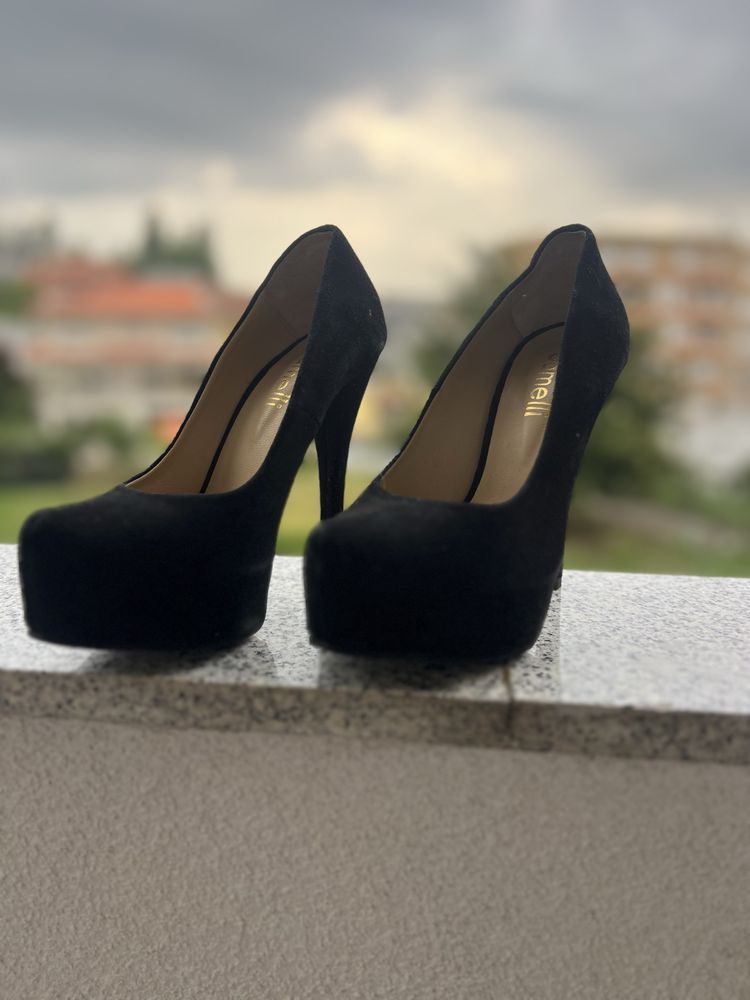 Sapatos de cerimonia ou dia a dia