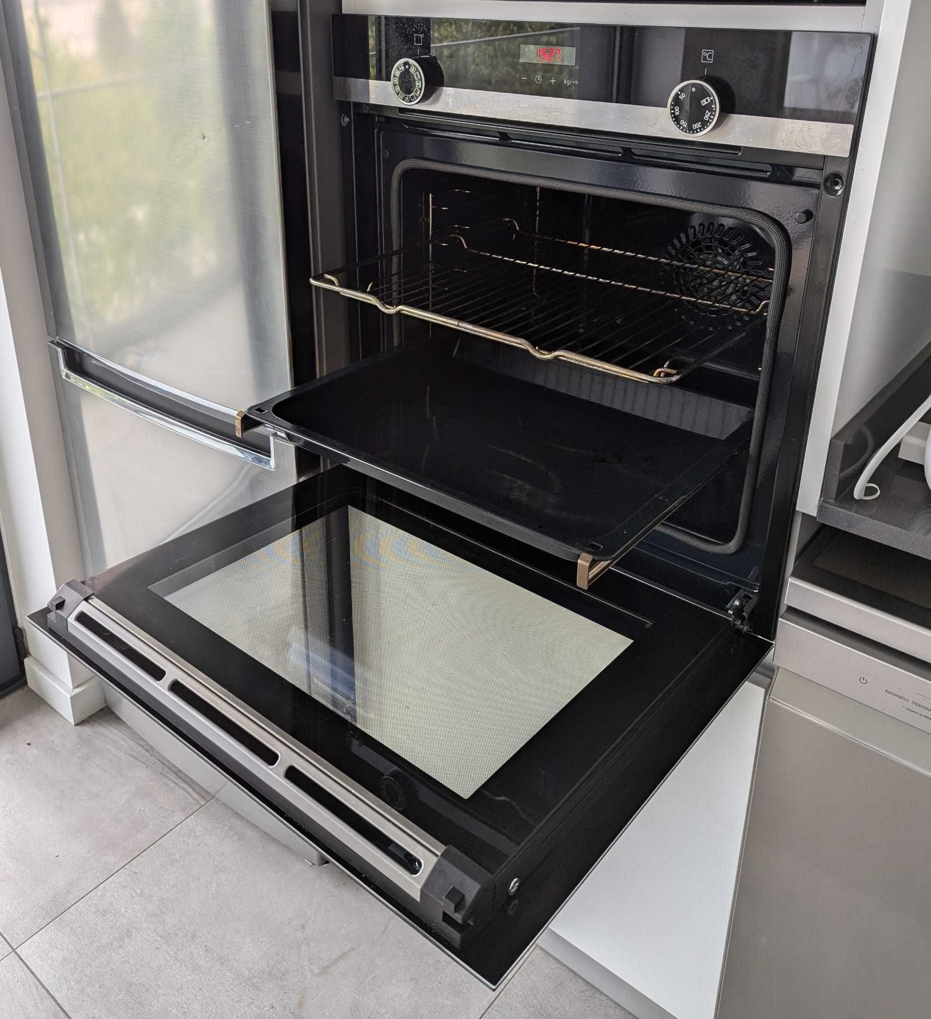 Forno Siemens - 6 meses de uso apenas