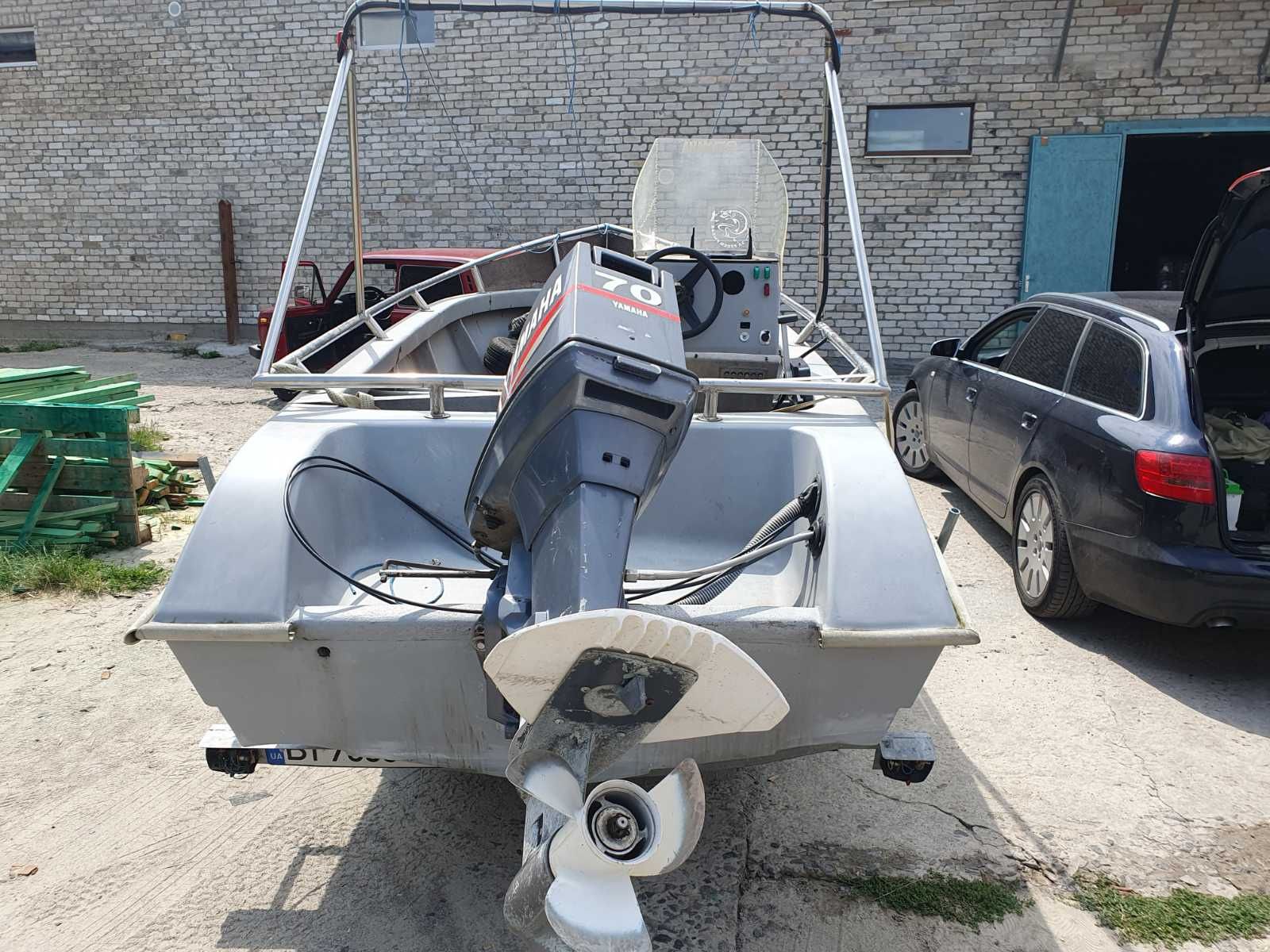 Продам или сдам в аренду катер з мотором Yamaha 85 двухтактний.