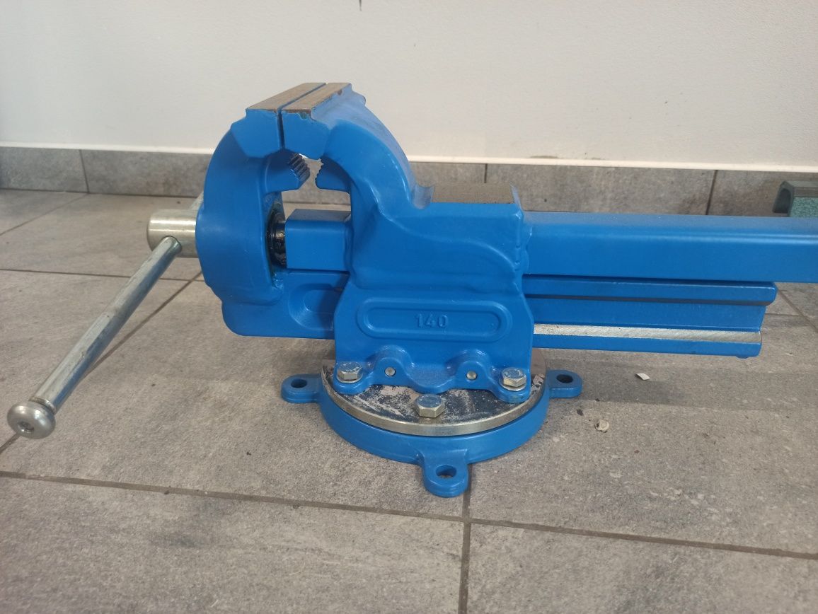 Nowe imadło stalowe obrotowe 140 mm