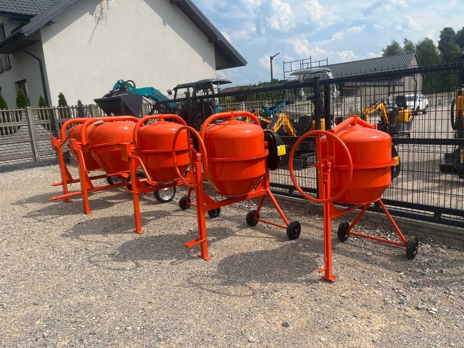 Rusztowanie warszawskie i elewacyjne Nowe dostępne kółka blaty