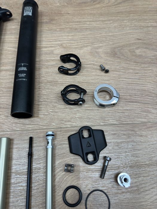 Rock Shox reverb różne modele Części