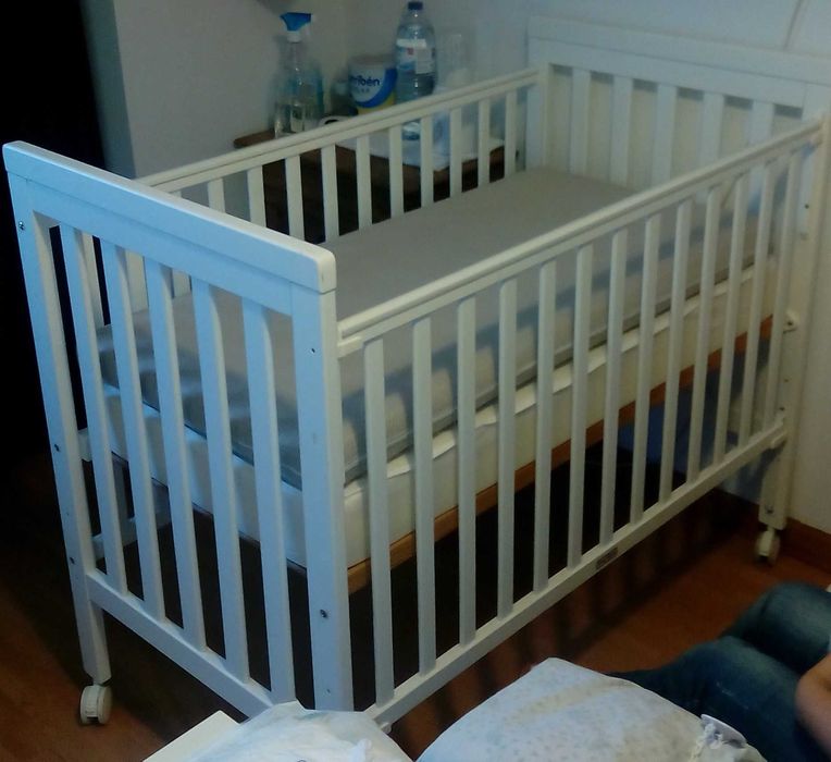 Cama de grades Trama bebé