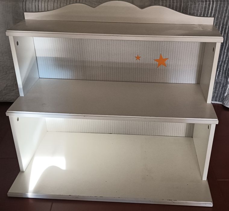 Estante quarto criança