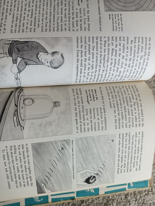 Beginning Science / Science Experiments /Light and Color - Antigo 1971