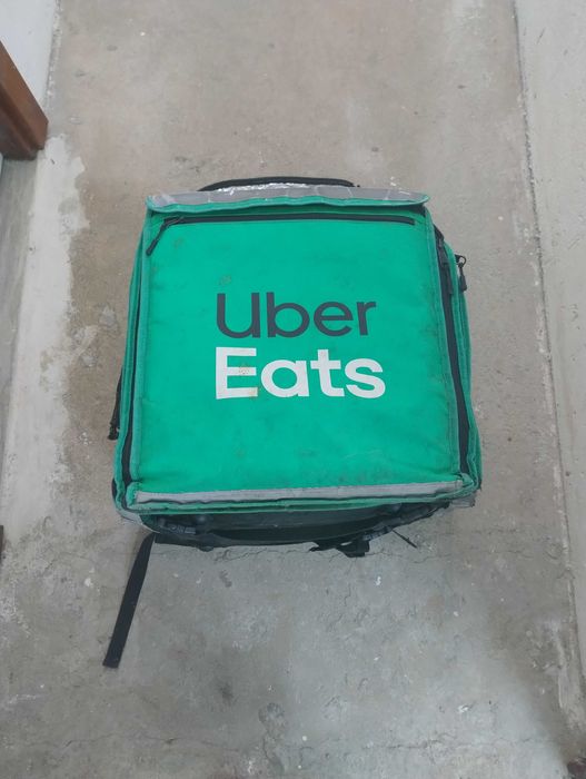 Mala Mochilas de entrega Uber Eats em condições razoáveis