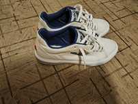 Білі кросівки Ellesse, розмір 40,5