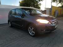 Honda FR-V Honda FR-V 2.2 i-CTDi • 6 miejsc