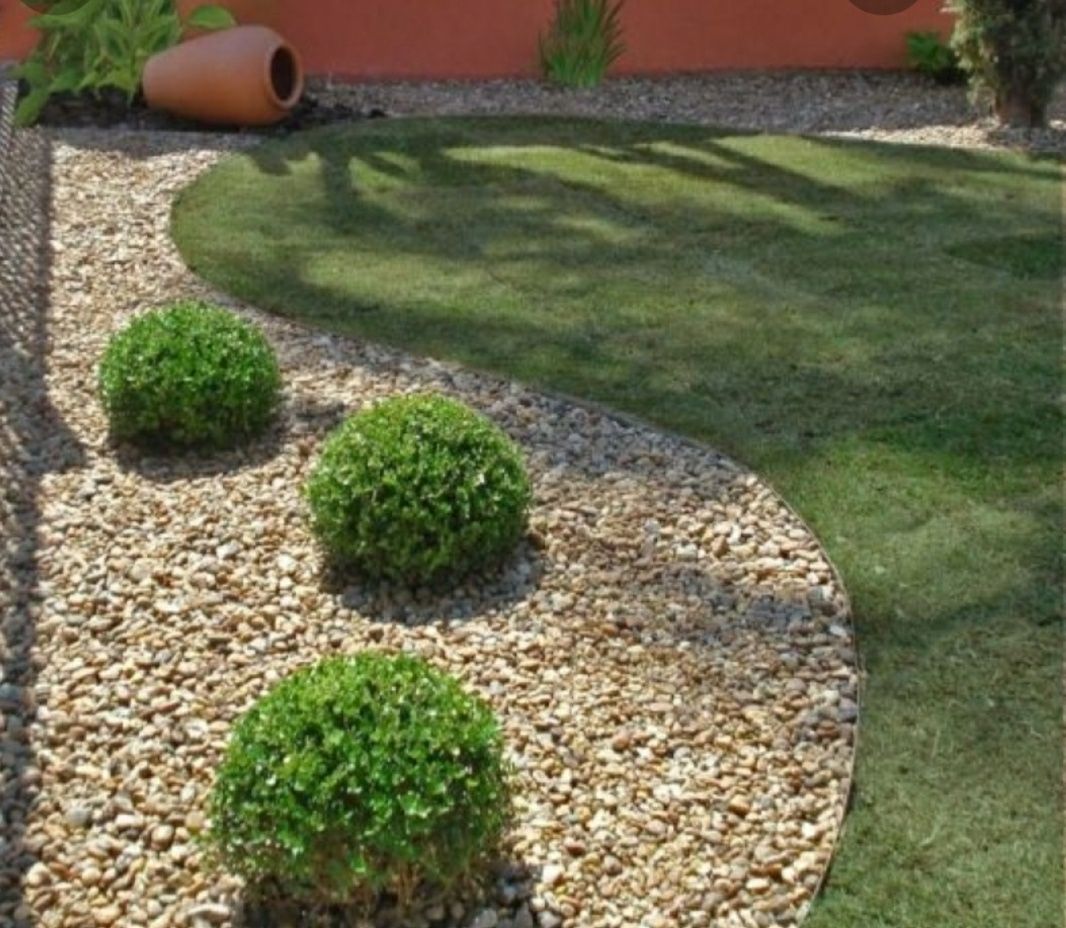 Serviços Jardinagem/Limpeza/Manutenção de jardins "